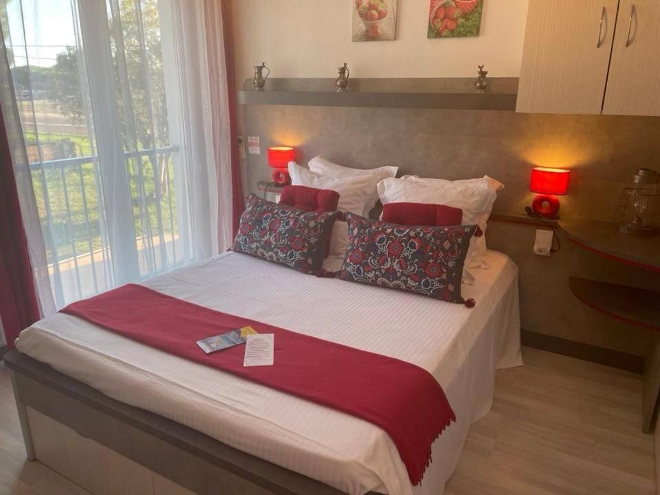 Hotel Le Mediterranee Hyères المظهر الخارجي الصورة