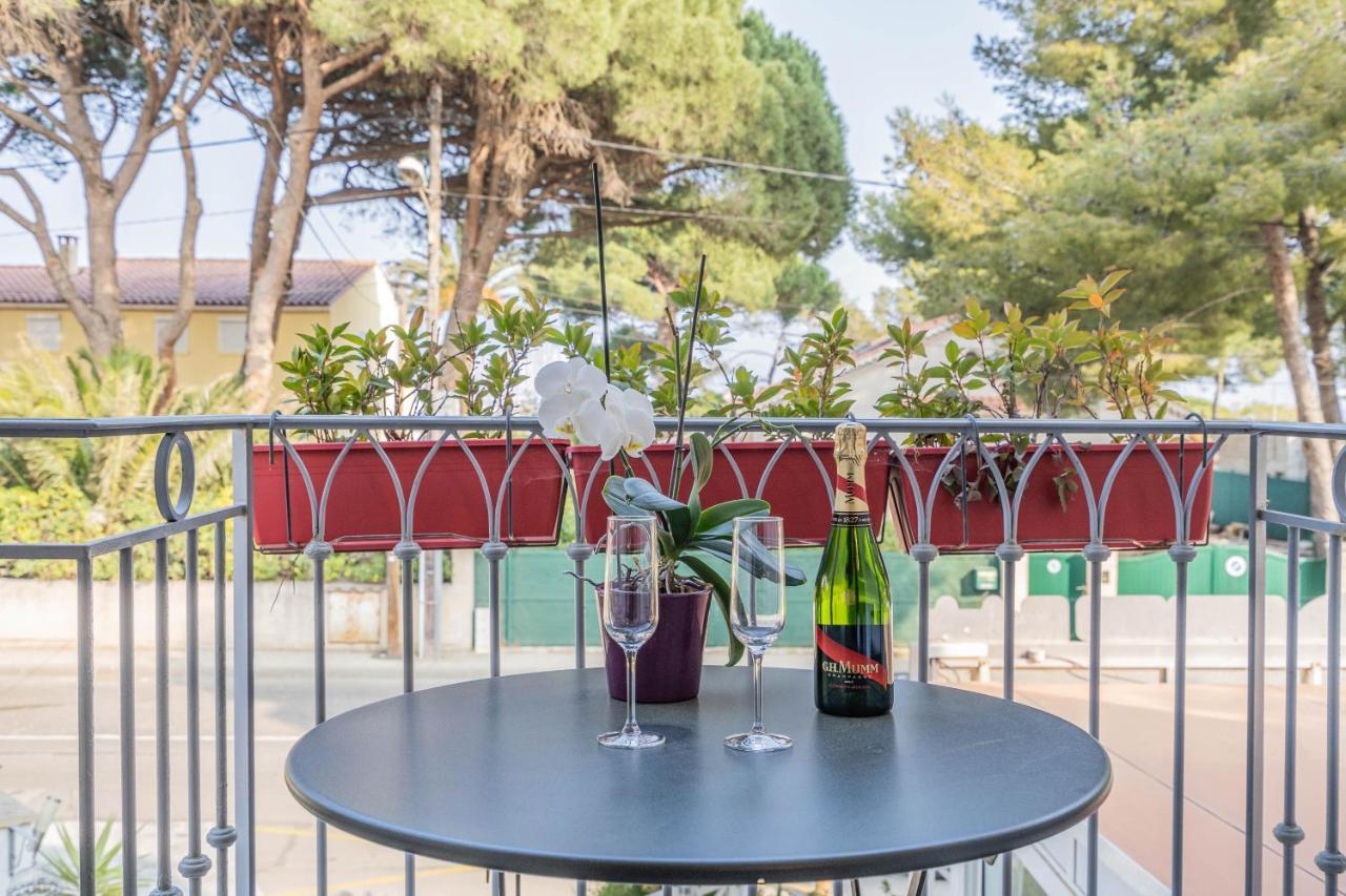 Hotel Le Mediterranee Hyères المظهر الخارجي الصورة