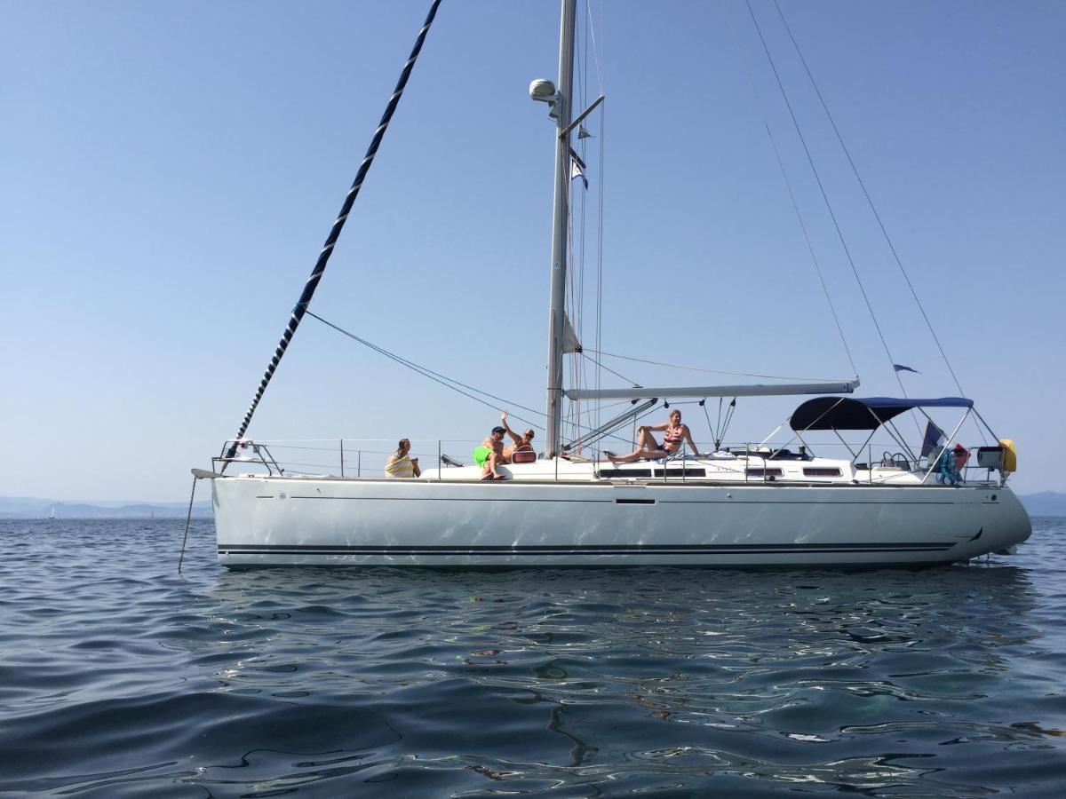 Hotel Le Mediterranee Hyères المظهر الخارجي الصورة